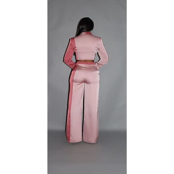 Colorblock Crop Blazer With Matching Low Rise Wide Leg Pant Set With Pockets - Picture 4 of 4